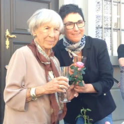 'Lise Nørgaard'™ Rosa X 'Lise Nørgaard'™ (Buketrose) A-Kvalitet,- Barrods Roser Min. 3 Grene -GrønGlæde Salgsbutik p19466 51607 rosa x lise noergaard buketrose dc95